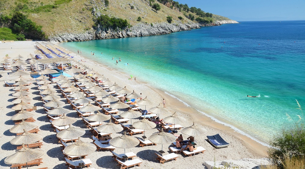 Eurostat: Shqiperia nder vendet me sezonalitetin me te larte turistik ne Europe
